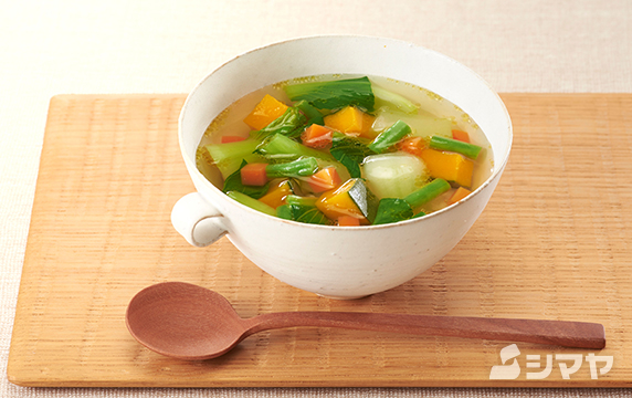 緑黄色野菜のスープ